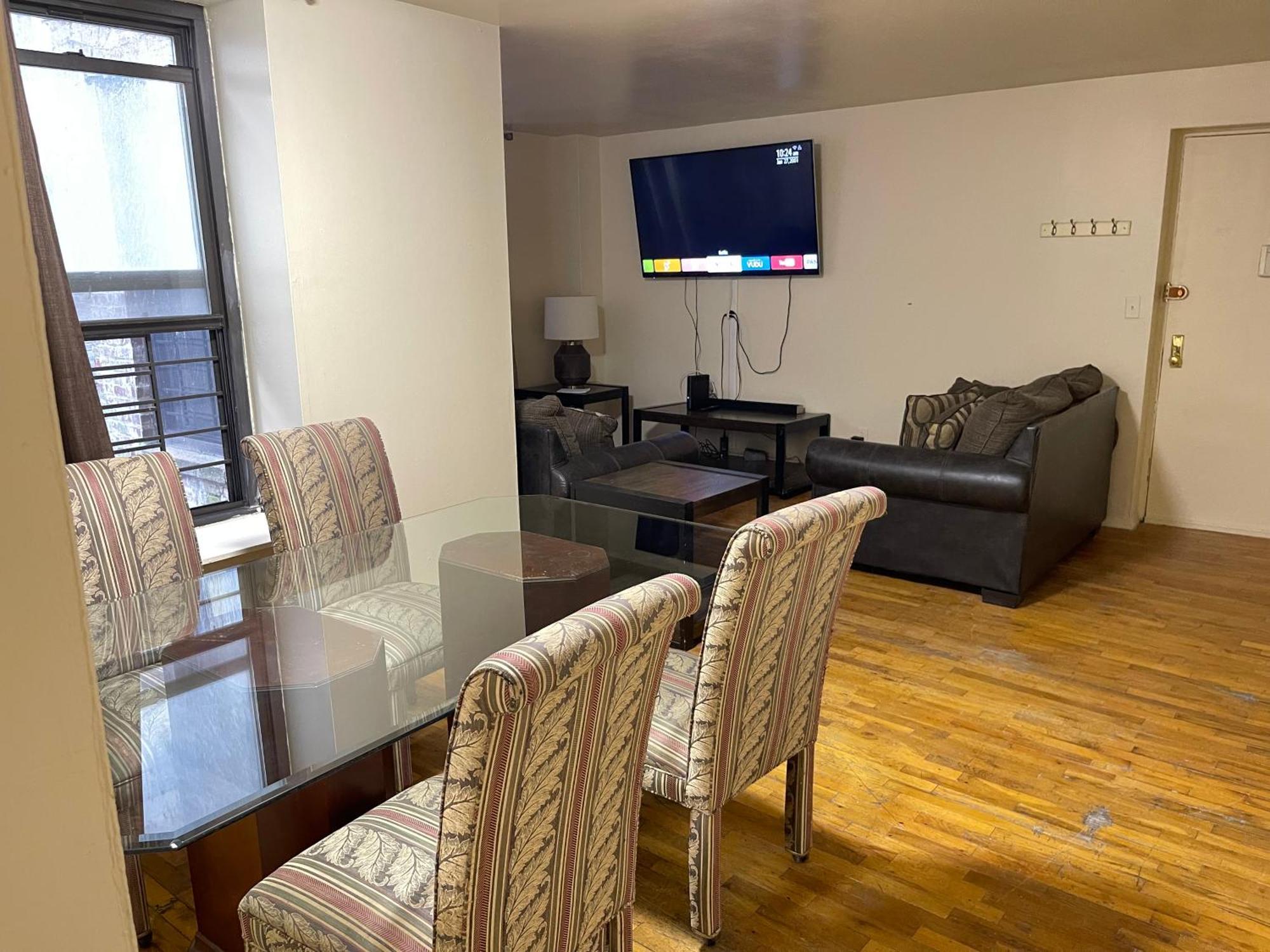 Apartamento One Bedroom By Month Next To Bronx Zoo *