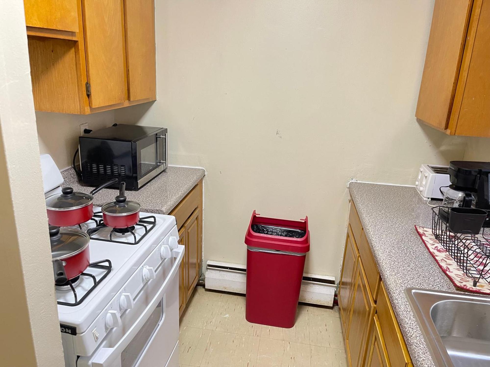 Apartamento One Bedroom By Month Next To Bronx Zoo *