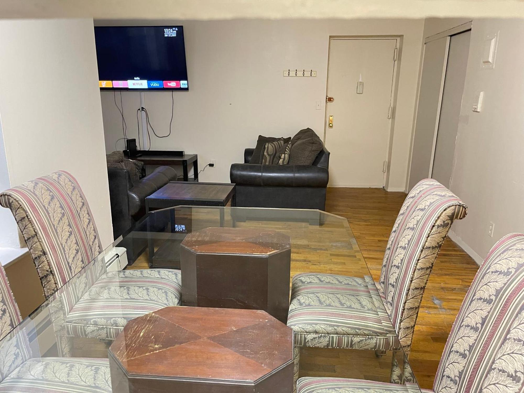One Bedroom By Month Next To Bronx Zoo Apartamento *