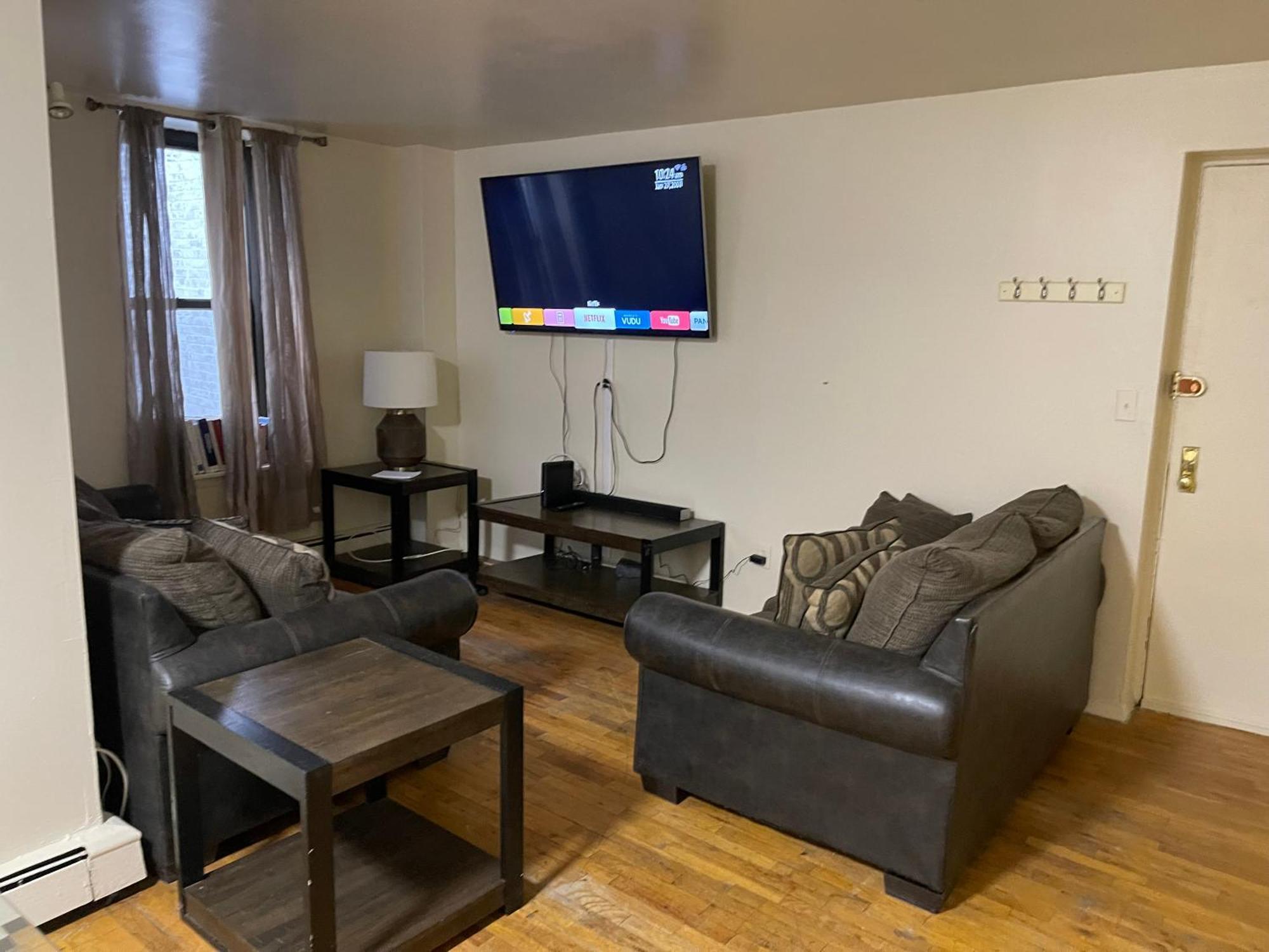 One Bedroom By Month Next To Bronx Zoo Nova York