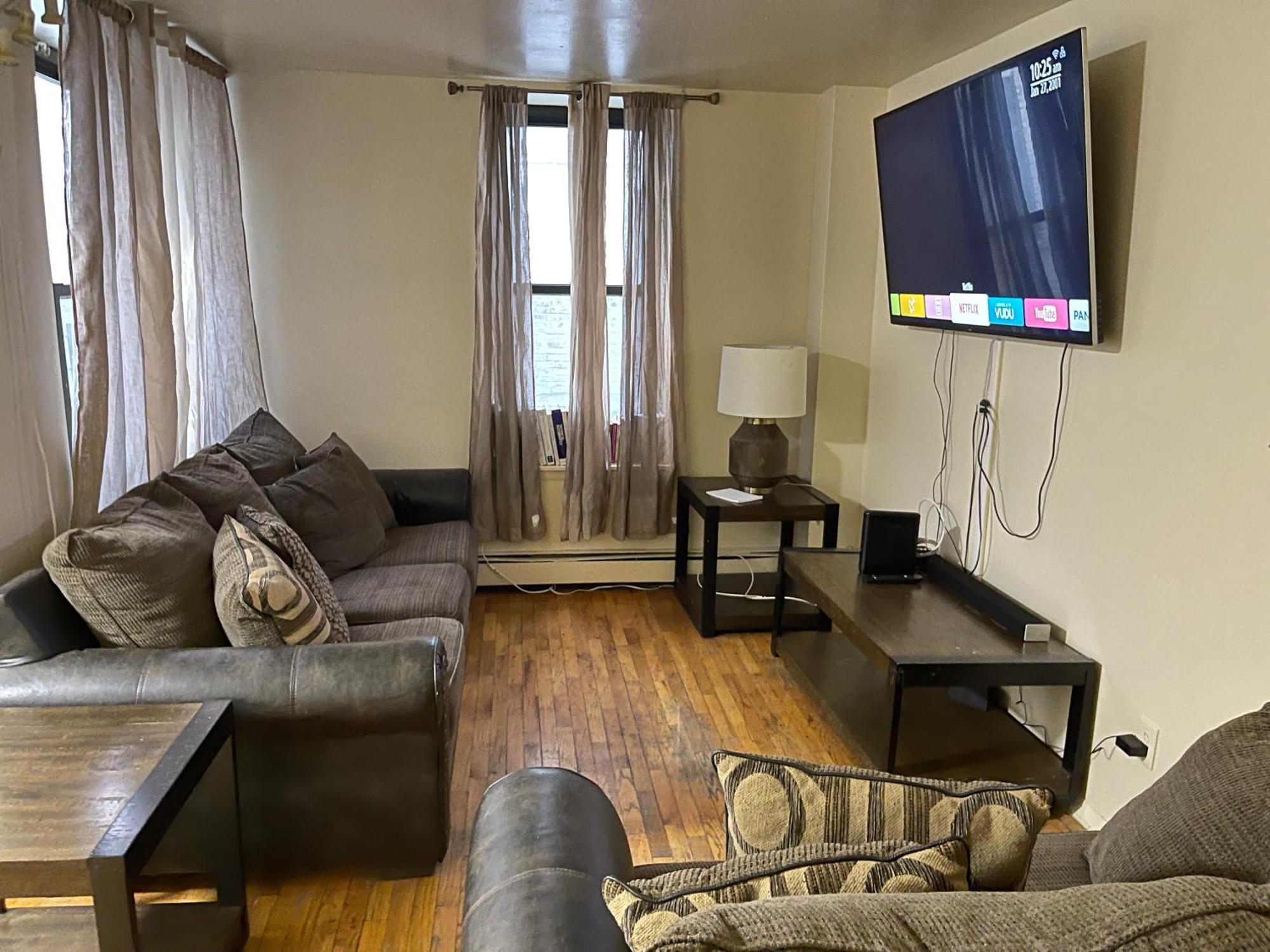 One Bedroom By Month Next To Bronx Zoo Nova York